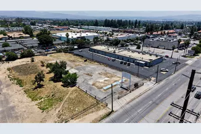 2345 Del Rosa Ave, San Bernardino, CA 92404 - Photo 10