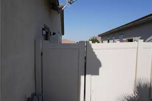 348 Scarlett Runner, Beaumont, CA 92223 - Photo 16