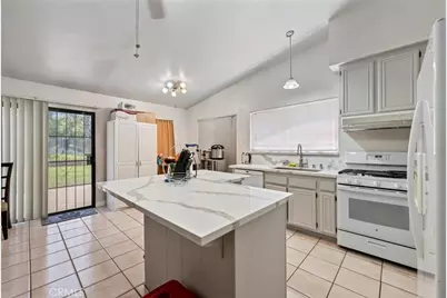 3710 Concord Circle, Lake Elsinore, CA 92530 - Photo 8