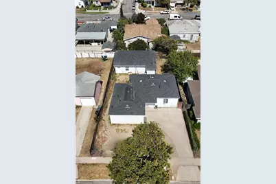 316 N Maie Avenue, Compton, CA 90220 - Photo 2