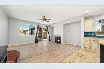 13849 Jackson Street, Oak Hills, CA 92344 - Photo 6