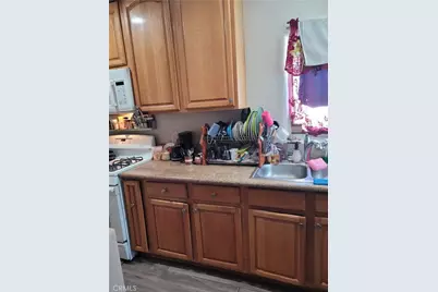 642 W Olive St, San Bernardino, CA 92410 - Photo 14