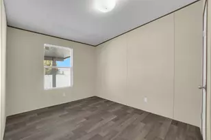 13984 Victoria Dr, Victorville, CA 92395 - Photo 18