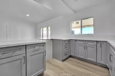 20916 Thunderbird Road, Apple Valley, CA 92307 - Photo 12