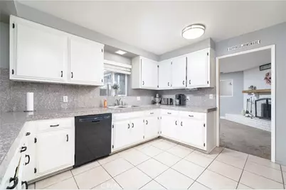 10147 Primrose Avenue, Hesperia, CA 92345 - Photo 10