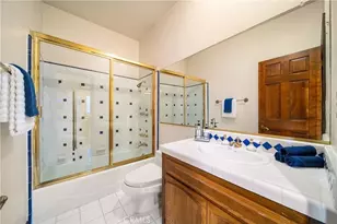 2008 S Bentley Ave, Los Angeles, CA 90025 - Photo 8