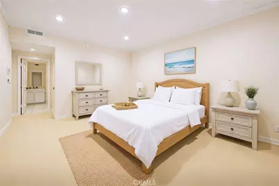 2008 S Bentley Avenue #5, Los Angeles, CA 90025 - Photo 12