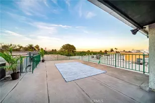 2008 S Bentley Ave, Los Angeles, CA 90025 - Photo 22