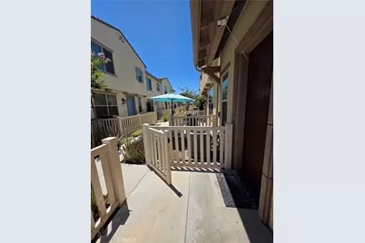 440 N Glenwood Avenue, Rialto, CA 92376 - Photo 2