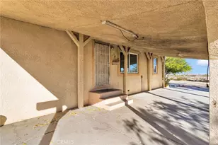 11924 Mountain Rd, Pinon Hills, CA 92372 - Photo 2