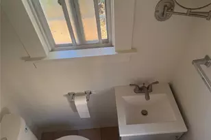 788 E 40th Pl, Los Angeles, CA 90011 - Photo 12