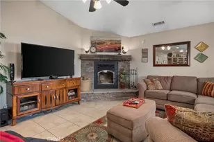 8289 Alta Mesa Rd, Oak Hills, CA 92344 - Photo 30