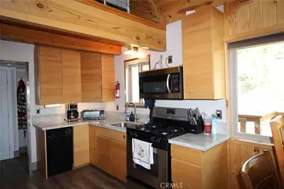 38532 N Shore Drive, Fawnskin, CA 92333 - Photo 34