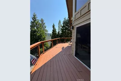 38532 N Shore Drive, Fawnskin, CA 92333 - Photo 18