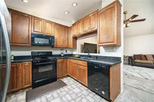 15486 Yates Rd, Victorville, CA 92395 - Photo 12