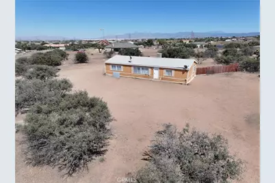 8195 Alta Mesa Road, Oak Hills, CA 92344 - Photo 2