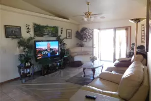 12720 Yorkshire Dr, Apple Valley, CA 92308 - Photo 14