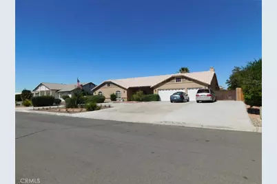 12720 Yorkshire Drive, Apple Valley, CA 92308 - Photo 2