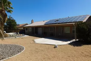 12720 Yorkshire Dr, Apple Valley, CA 92308 - Photo 8