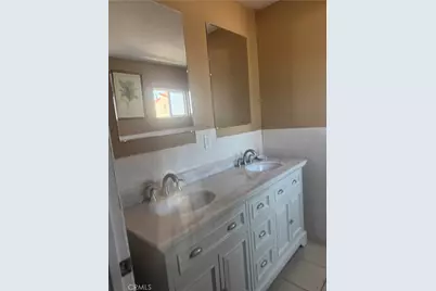 815 E 80th Street, Los Angeles, CA 90001 - Photo 20