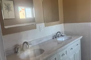 815 E 80th St, Los Angeles, CA 90001 - Photo 20