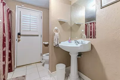 2241 N 1st Avenue, Upland, CA 91784 - Photo 20