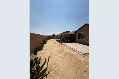 13229 Plaza Laredo Way, Victorville, CA 92395 - Photo 48