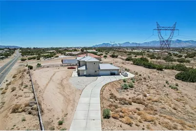 8294 Aster Road, Oak Hills, CA 92344 - Photo 34