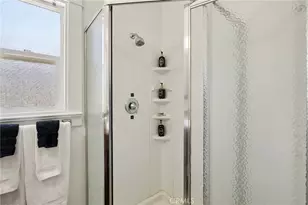 2025 W Vernon Ave, Los Angeles, CA 90062 - Photo 22