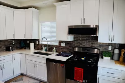 25432 Park, Loma Linda, CA 92354 - Photo 6