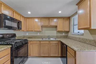 1313 Massachusetts Avenue #201, Riverside, CA 92507 - Photo 10