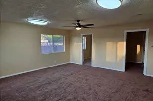 19345 Oneida Rd, Apple Valley, CA 92307 - Photo 6