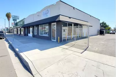 1090 N E Street, San Bernardino, CA 92410 - Photo 2