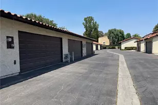 1077 Santo Antonio Dr, Colton, CA 92324 - Photo 20