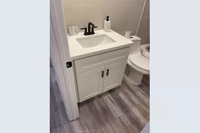 2424 S Lake Avenue, Ontario, CA 91761 - Photo 6