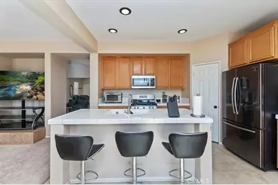 15165 Bluffside Lane, Victorville, CA 92394 - Photo 10