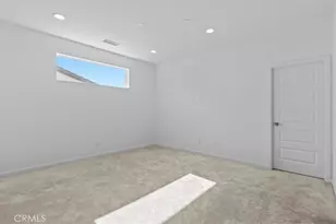 7044 Mallow Dr Mall, Fontana, CA 92336 - Photo 10