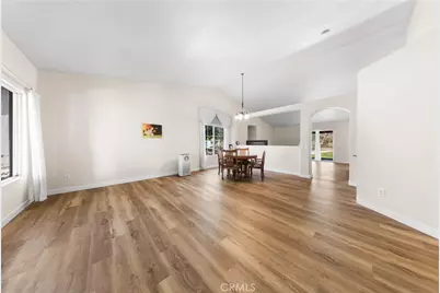 10945 Trenmar Ln, Bloomington, CA 92316 - Photo 8