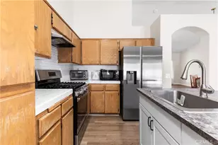 10945 Trenmar Ln, Bloomington, CA 92316 - Photo 14