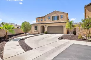 24206 Dandelion Ct, Lake Elsinore, CA 92532 - Photo 2