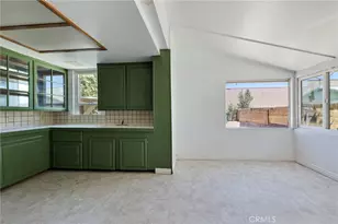 7812 Pearblossom, Littlerock, CA 93543 - Photo 12