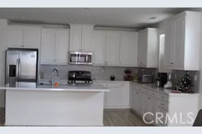 12454 Pinos Verde Lane, Victorville, CA 92392 - Photo 8