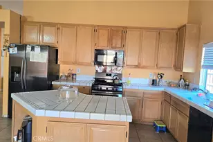 15227 Flagstaff St, Victorville, CA 92394 - Photo 28