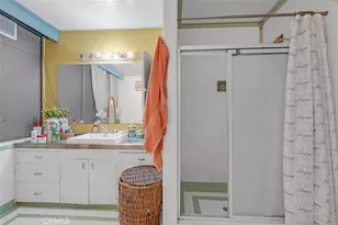 120 N Bonnie Beach Pl, East Los Angeles, CA 90063 - Photo 20