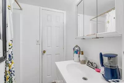 120 N Bonnie Beach Place, East Los Angeles, CA 90063 - Photo 14