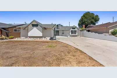 1513 W Cerritos Avenue, Anaheim, CA 92802 - Photo 1