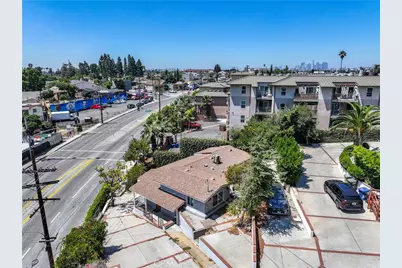 114 N Bonnie Beach Place, East Los Angeles, CA 90063 - Photo 24