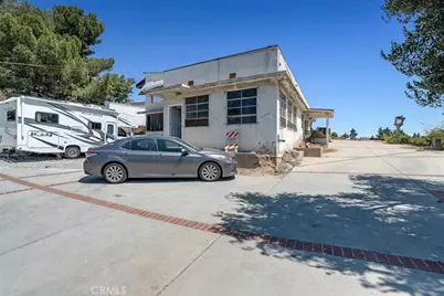 114 N Bonnie Beach Place, East Los Angeles, CA 90063 - Photo 16