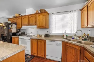 20053 Northcliff Dr, Canyon Country, CA 91351 - Photo 22