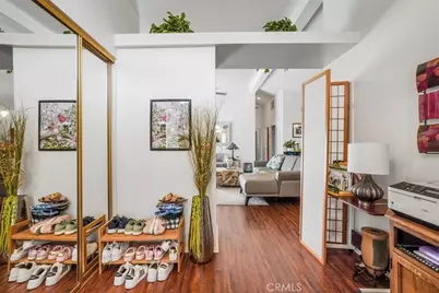 20053 Northcliff Drive, Canyon Country, CA 91351 - Photo 4